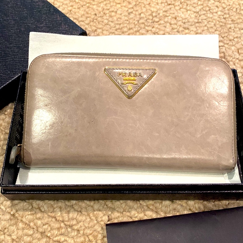 Prada Wallet - Picture 1 of 7